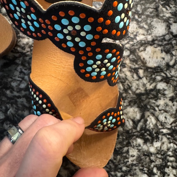 Alora (formerly European Heels) Santa Fe 3 1/2" Sz 39 (US 9) Gently used - Picture 7 of 8